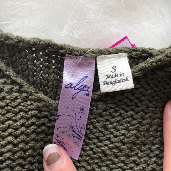 Open shoulder sweater army green - Picture 2 of 2